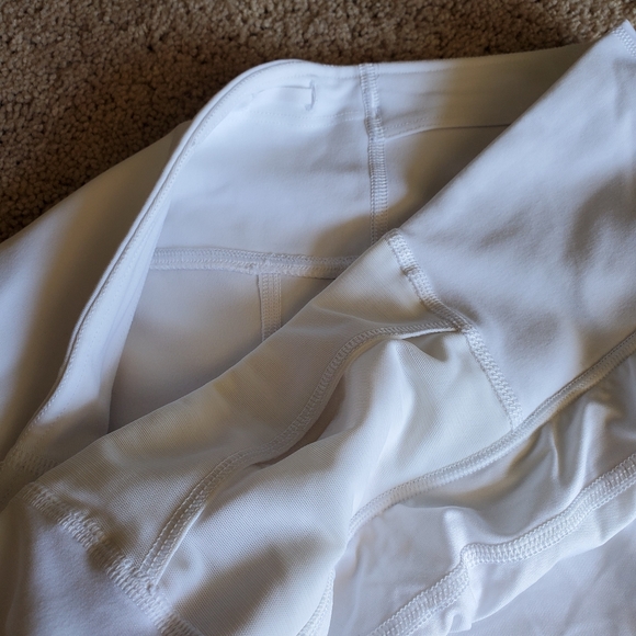 Athleta Laser Cut Skort Size Small - Picture 4 of 8